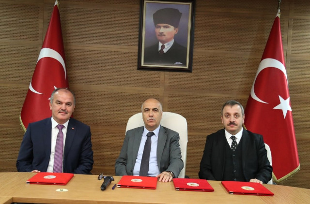 Pamukkale Belediyesi’nden Şiddet Mağdurlarına Destek