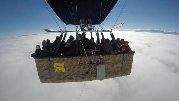 Engelliler Balonla, Bulutların Üzerine Çıktı