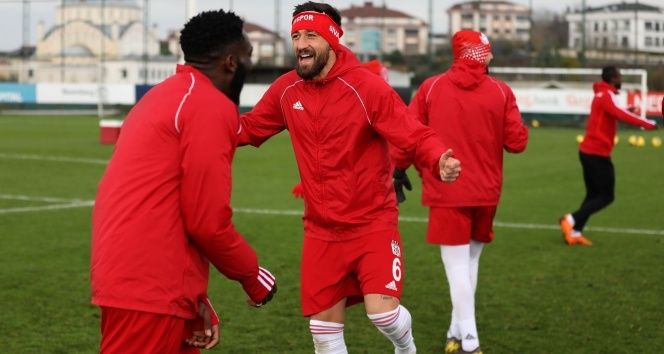 Sivasspor’da neşeli idman