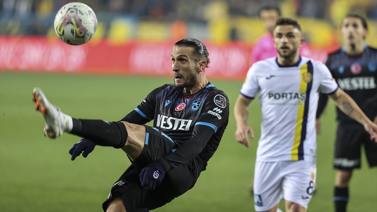 Trabzonspor’da Yusuf Yazıcı’nın performansı eleştirildi