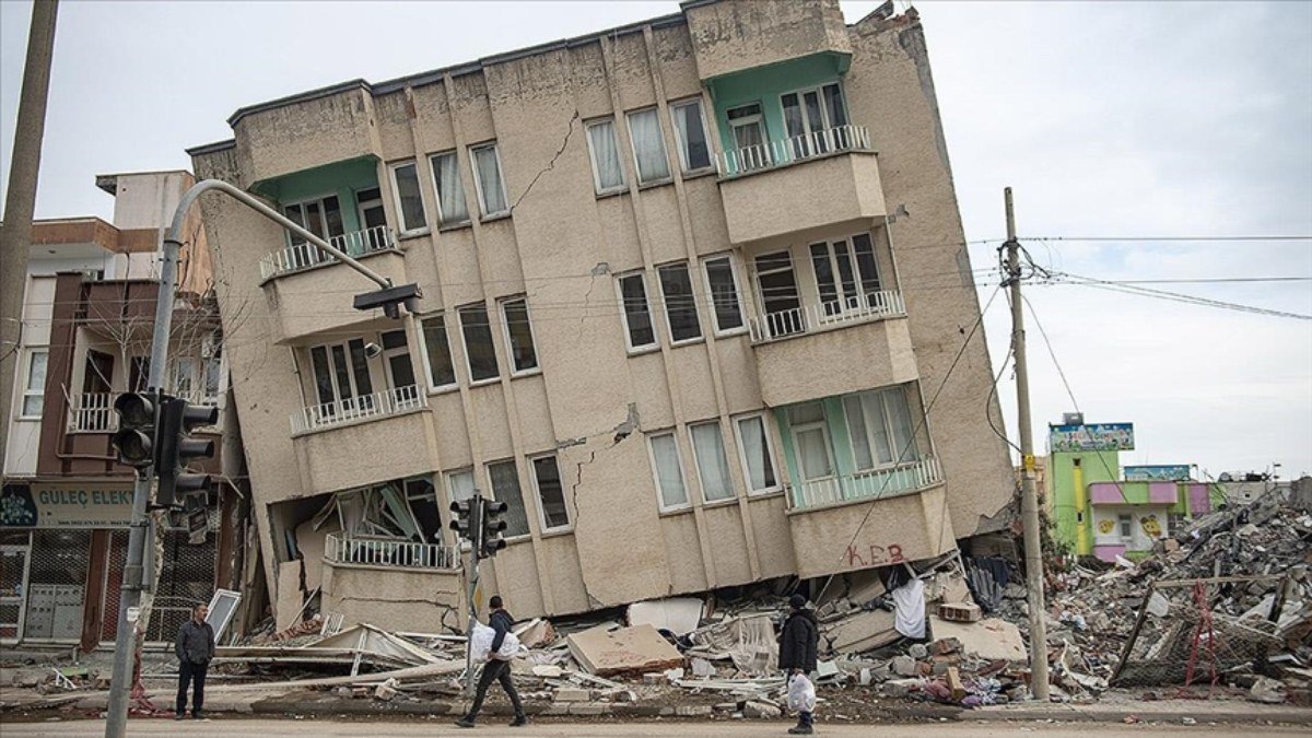 D-8 Ekonomik İşbirliği Örgütü’nden Türkiye’deki depremler için dayanışma bildirisi