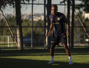 MKE Ankaragücü Kaptanı Rodrigues: ‘Şampiyon olarak Harika Lig’e çıkacağız’