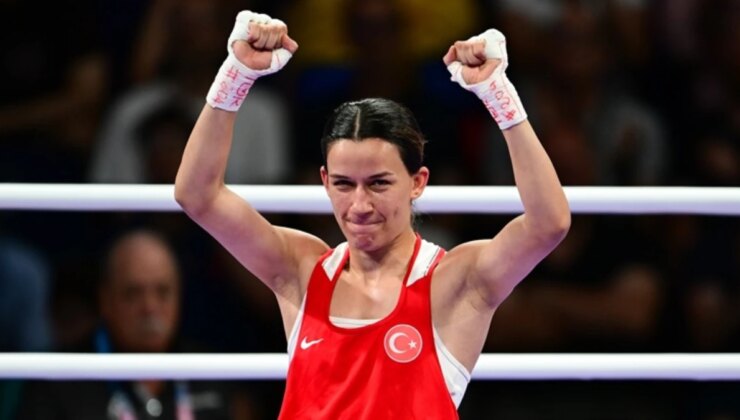 Ulusal boksör Hatice Akbaş Paris Olimpiyat Oyunları’nda gümüş madalya kazandı