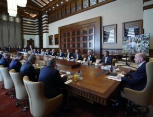 Cumhurbaşkanı Erdoğan, Fenerbahçe İdaresini Kabul Etti