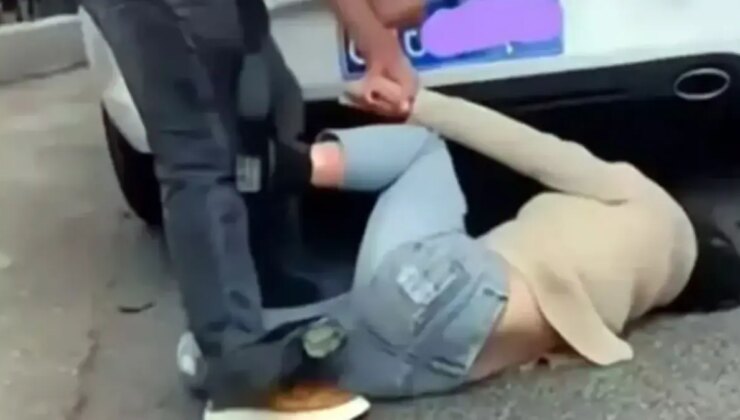 İş seyahatine gittiğini söylemişti! Aldatan bayan, sokak ortasında kocasına yakalandı