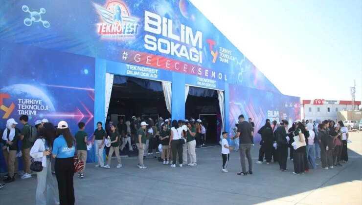 Adana’da TEKNOFEST’te Savaş Coğrafyasındaki Eğitimcilerle STEM Aktiflikleri